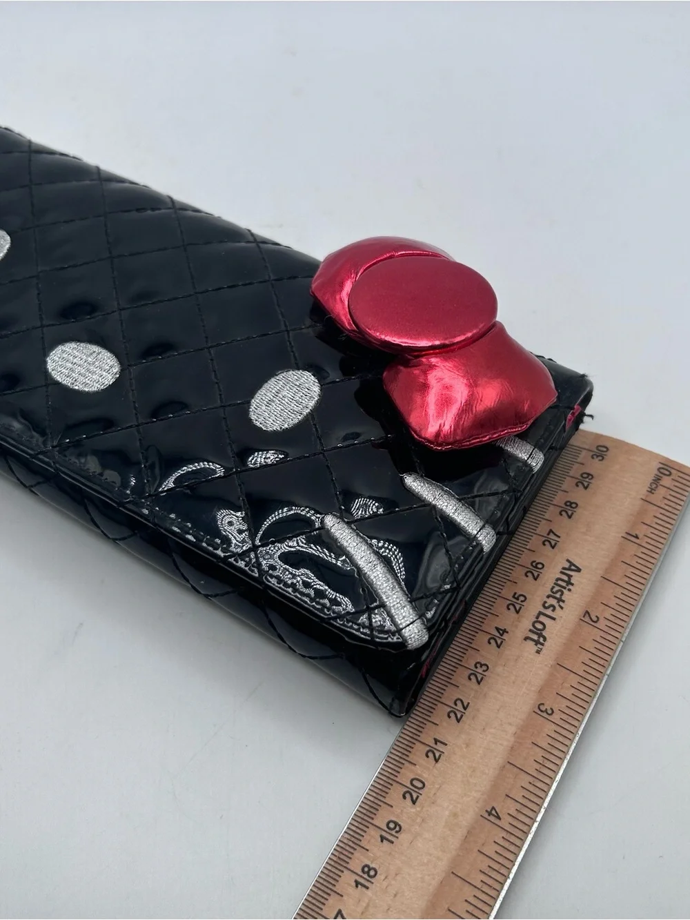 Hello Kitty Loungefly Sanrio Faux Leather Black Trifold Wallet Clutch VTG 2010